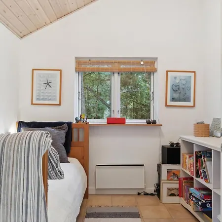 Hébergement de vacances 4 Bedroom Gorgeous In *