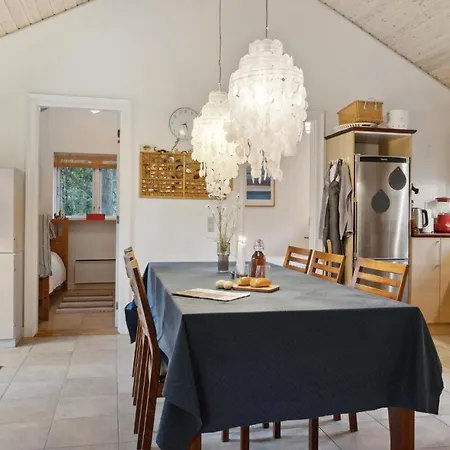 4 Bedroom Gorgeous In Hébergement de vacances