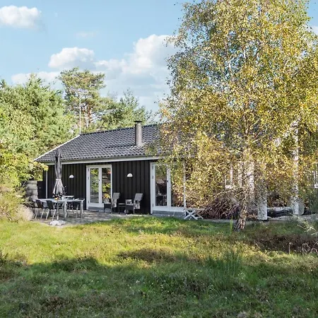 4 Bedroom Gorgeous In Hébergement de vacances